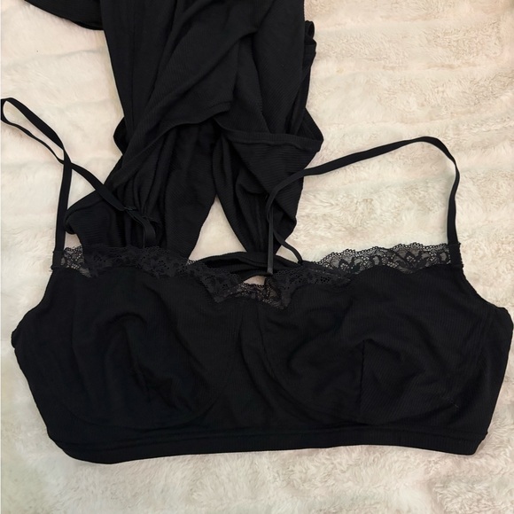 SKIMS Soft Lounge Lace Long Dress with Bralette - Picture 6 of 7